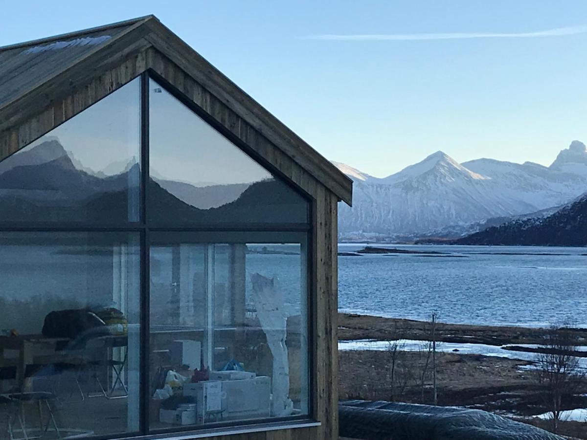 Steigen Lodge Sjohytter Engeloya Buitenkant foto