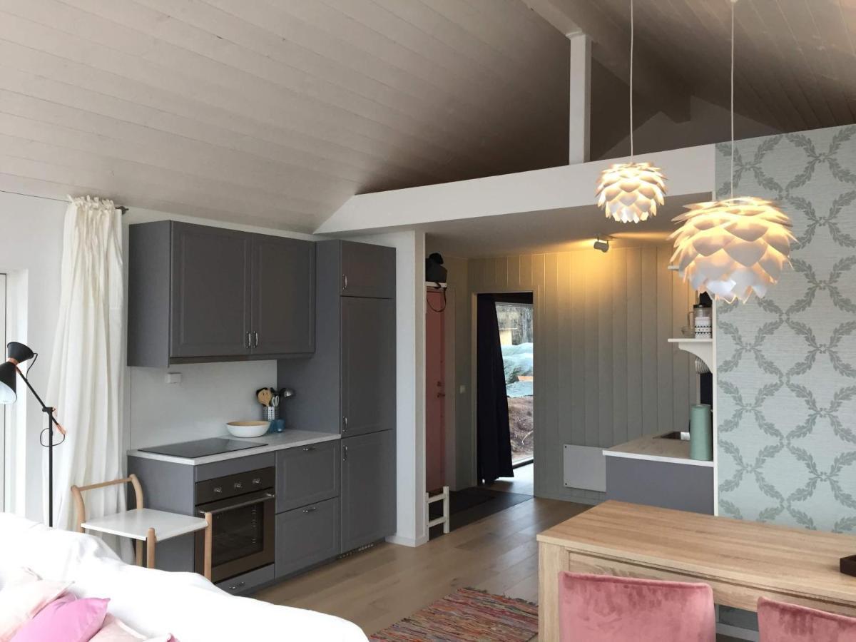 Steigen Lodge Sjohytter Engeloya Buitenkant foto